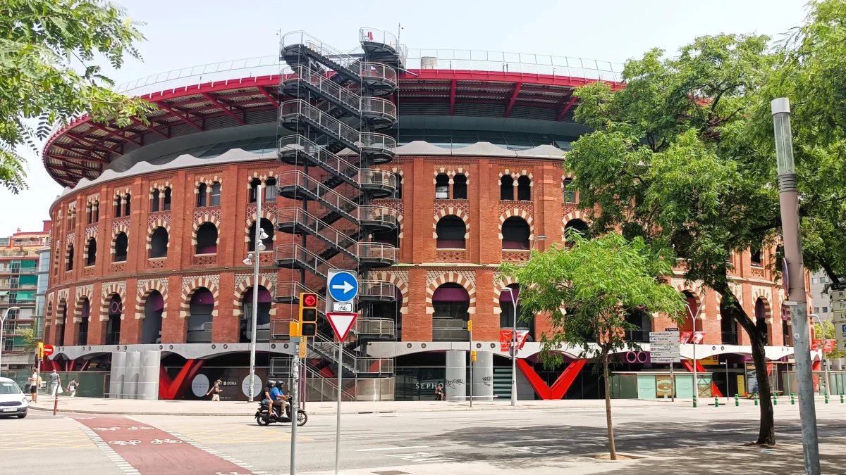 Arenas de Barcelona Featured Image