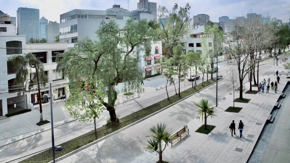 Avenida Presidente Masaryk Featured Image