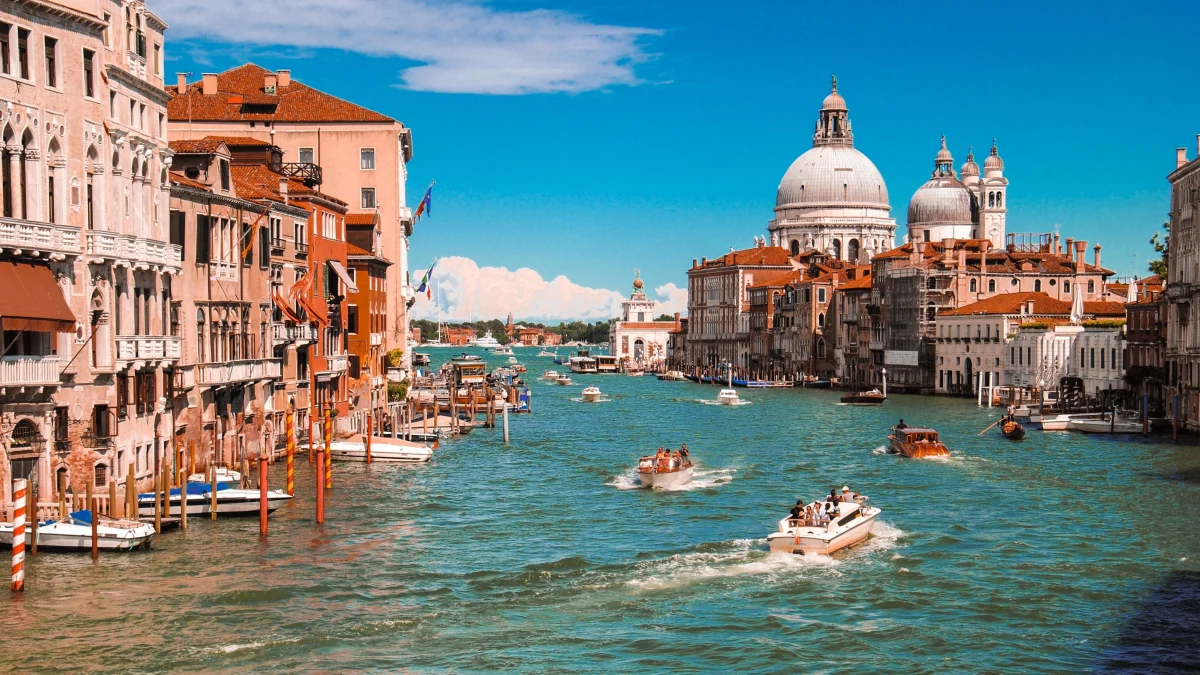 Basilica di Santa Maria della Salute Featured Image