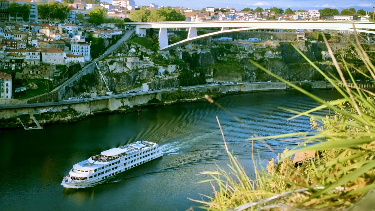 Douro Bridges Cruise Featured Image