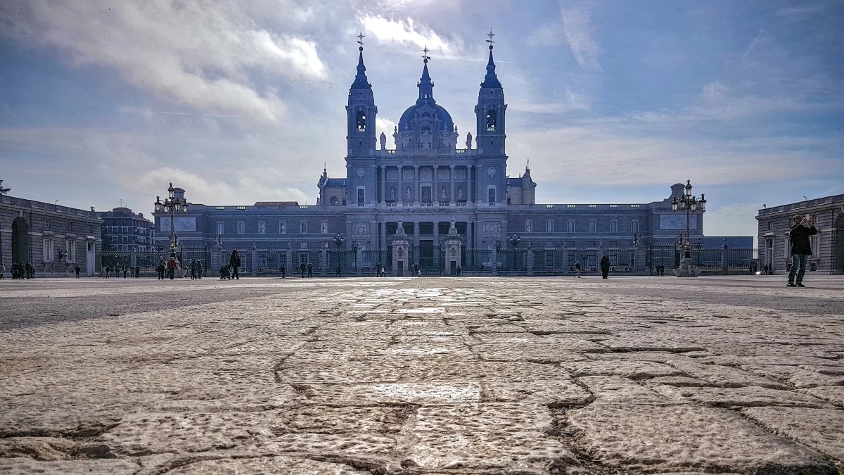 Free Walking Tour Madrid Featured Image