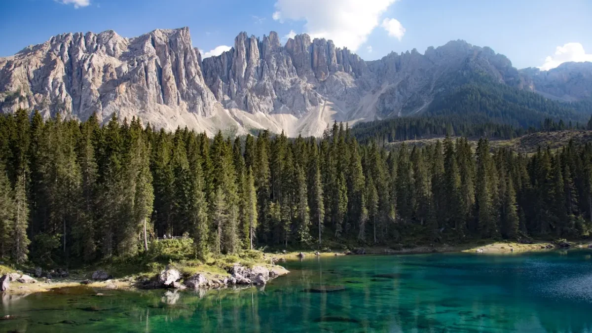 Lago di carezza Featured Image
