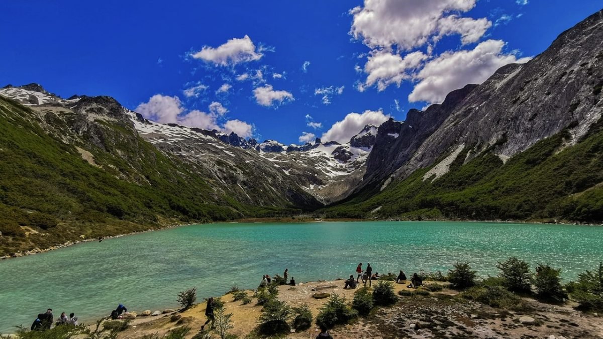 Laguna Esmeralda Featured Image