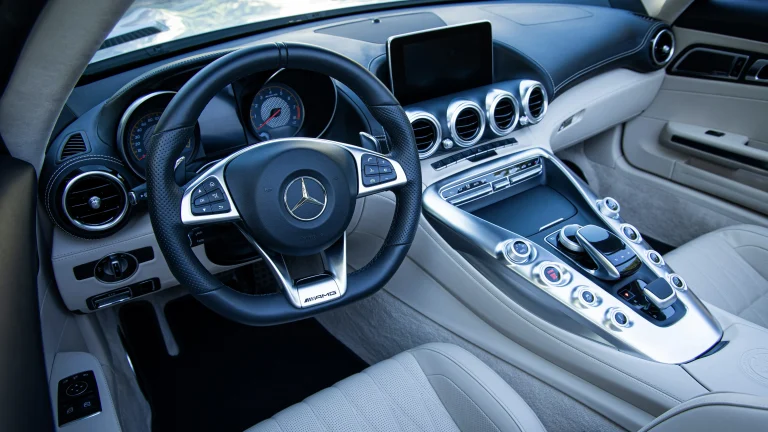 Luxury Chauffeur & Limousine Service