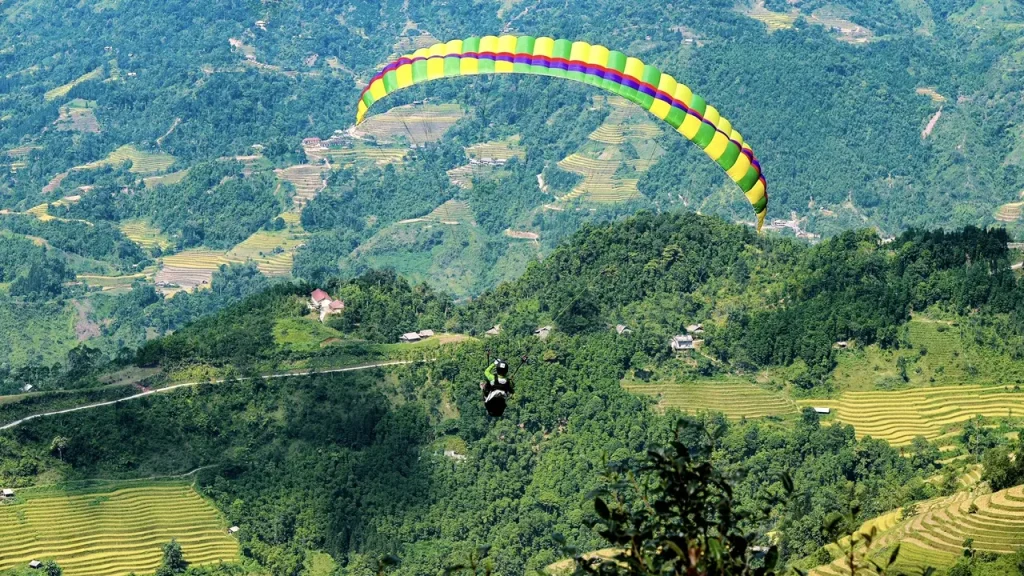 Paragliding in Mu Cang Chai