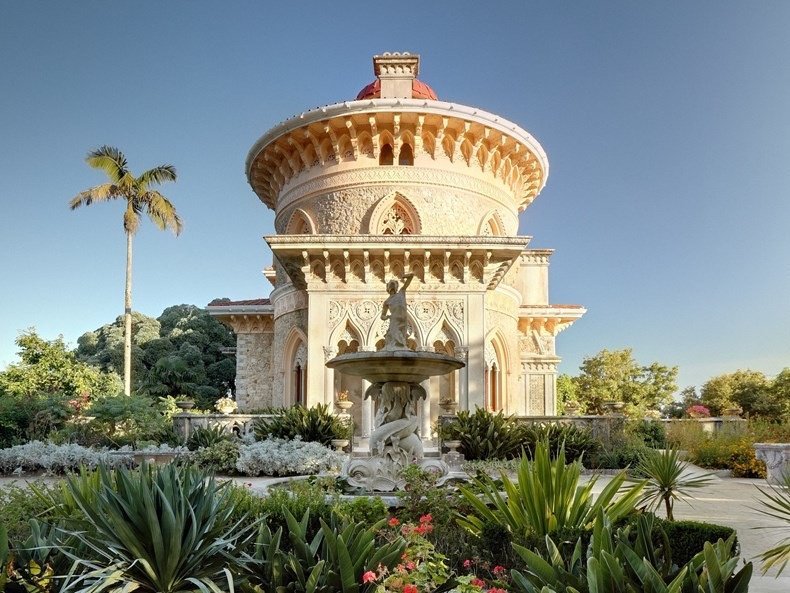 Park and Palace of Montserrat