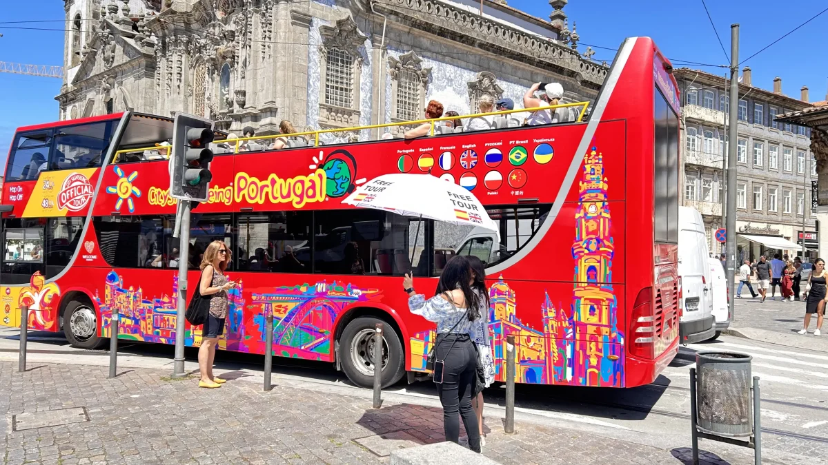 Porto Vintage Bus Tours Featured Image